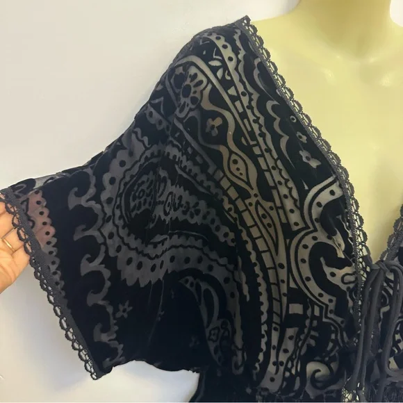 Johnny Was Black Velvet Semi Sheer Blouse with Embroidered Detailing - Picture 4 of 8